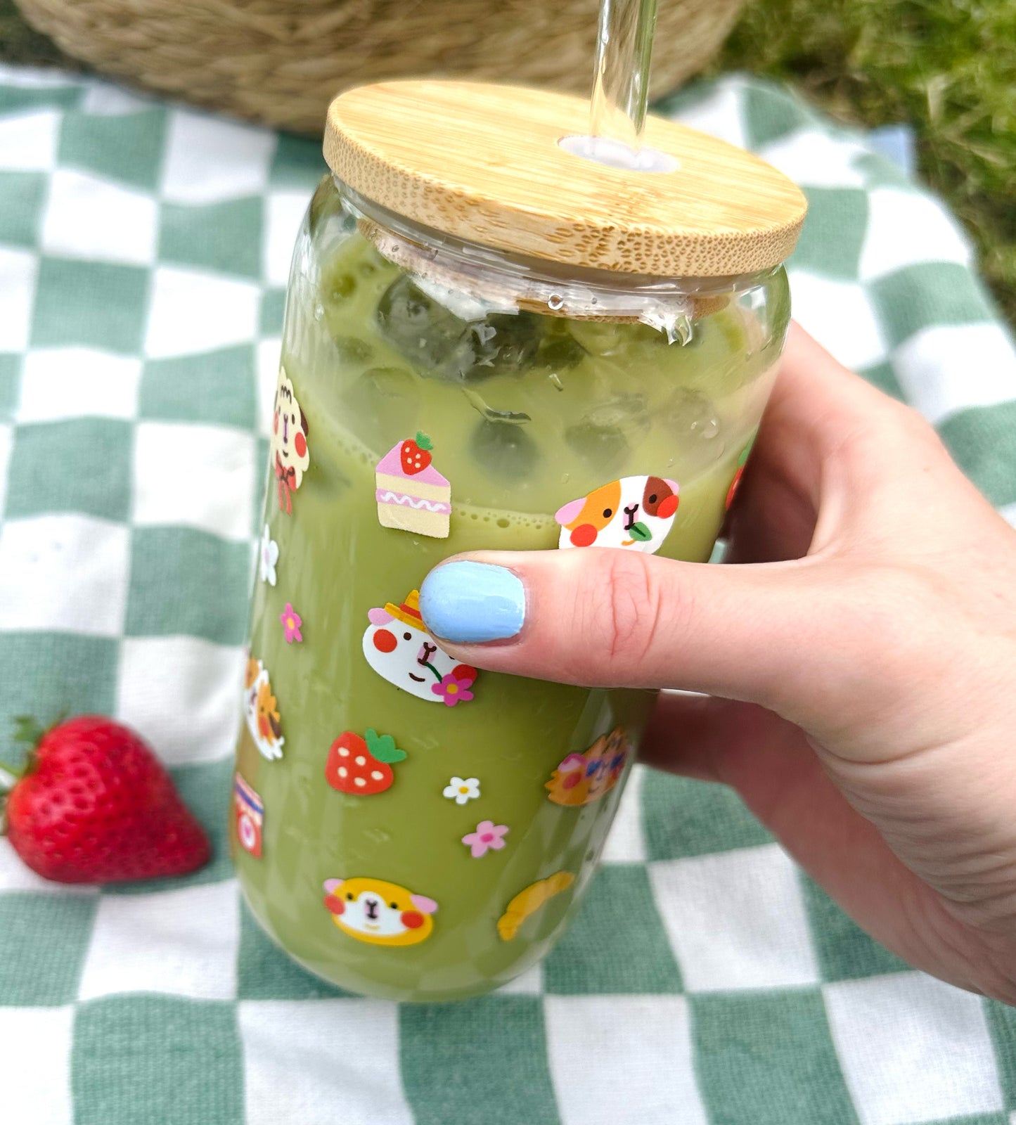 Guinea Pignic Glass Cup with Straw